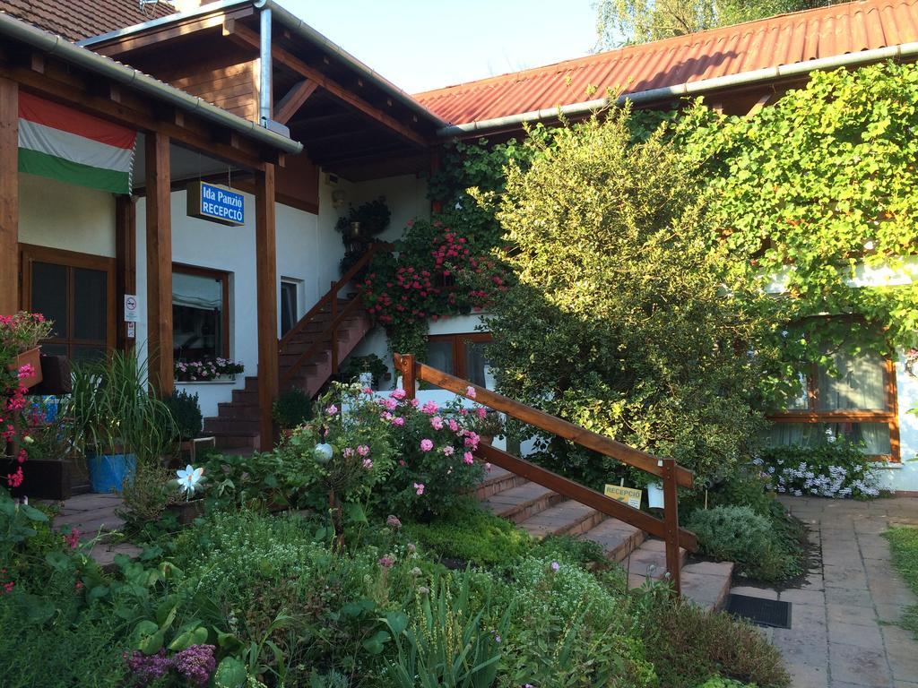 Ida Rooms Lajosmizse Exterior foto